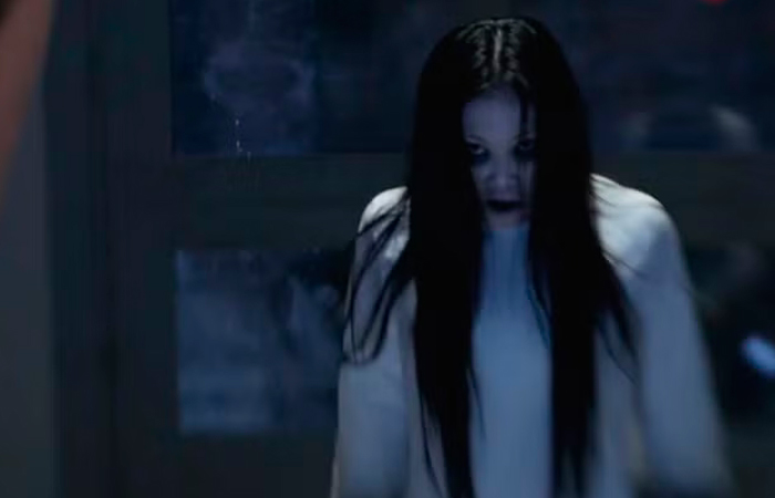 Сёдзё смотрит прямо жутко в Сверхъестественном